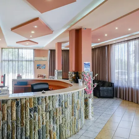 Apartmanhotel Meni Limenária