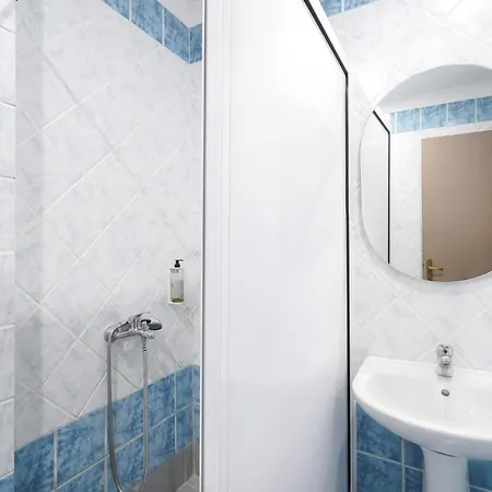 Apartmanhotel Meni 3*