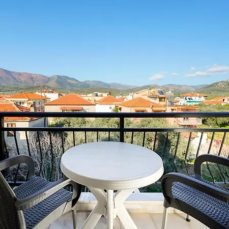 Apartmanhotel Meni 3*