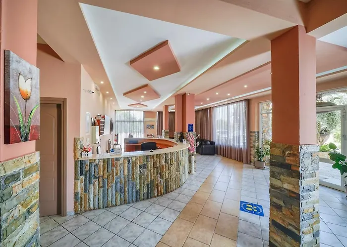 Meni 3* Λιμενάρια